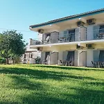 Apartament Three Seasons *