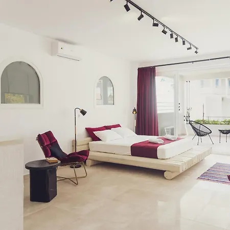 Three Seasons Appartement