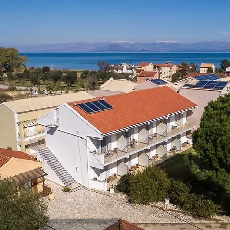 Three Seasons Apartament